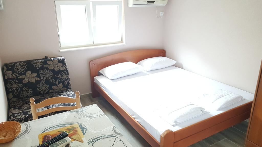 Apartments Bellavista Луштица Экстерьер фото