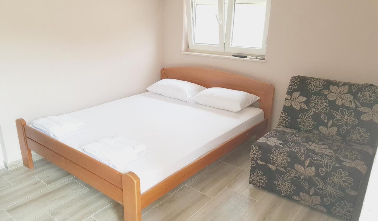 Apartments Bellavista Луштица Экстерьер фото
